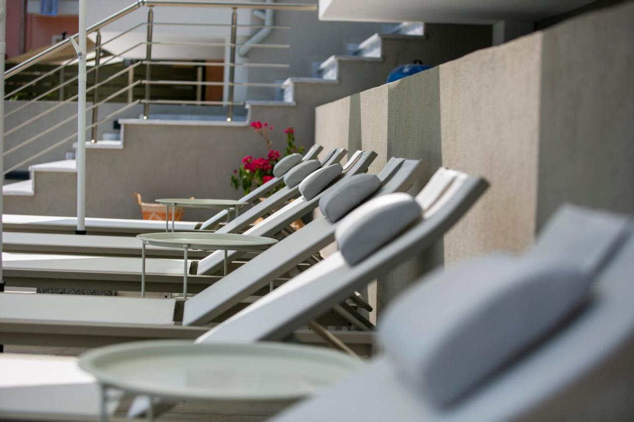 Arodo Suites Nea Iraklitsa Eksteriør bilde